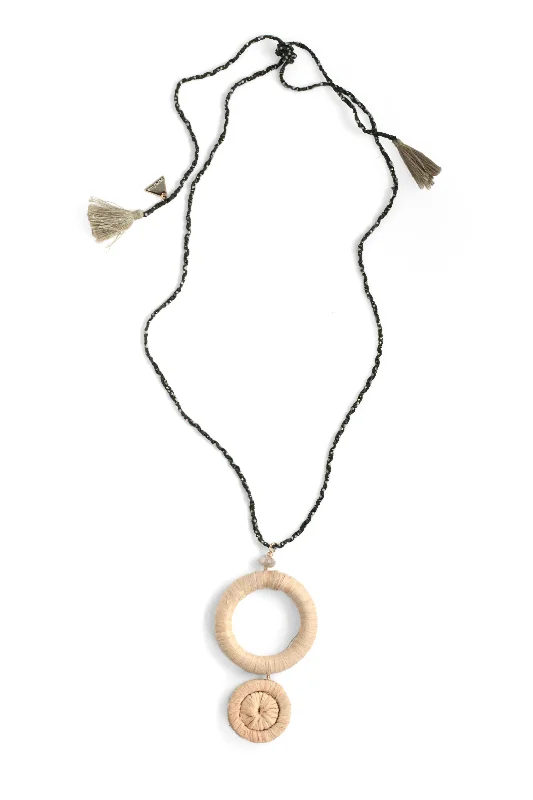 Gold ladies necklaces with diamonds-Raffia Circle Pendant necklace with Moonstone - Pearl