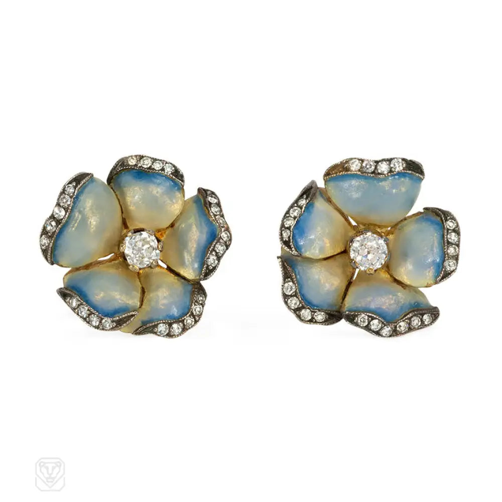 Exclusive designer ladies earrings-Art NEnamel and diamond flower earrings