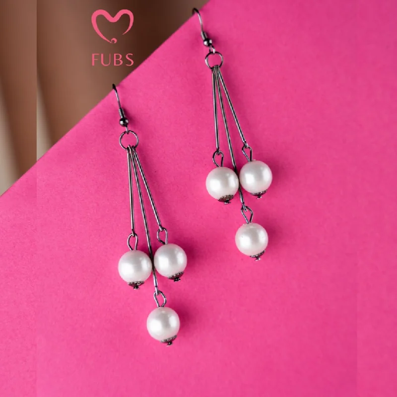 Large diamond ladies earrings-White Pearl Hanging Earrings