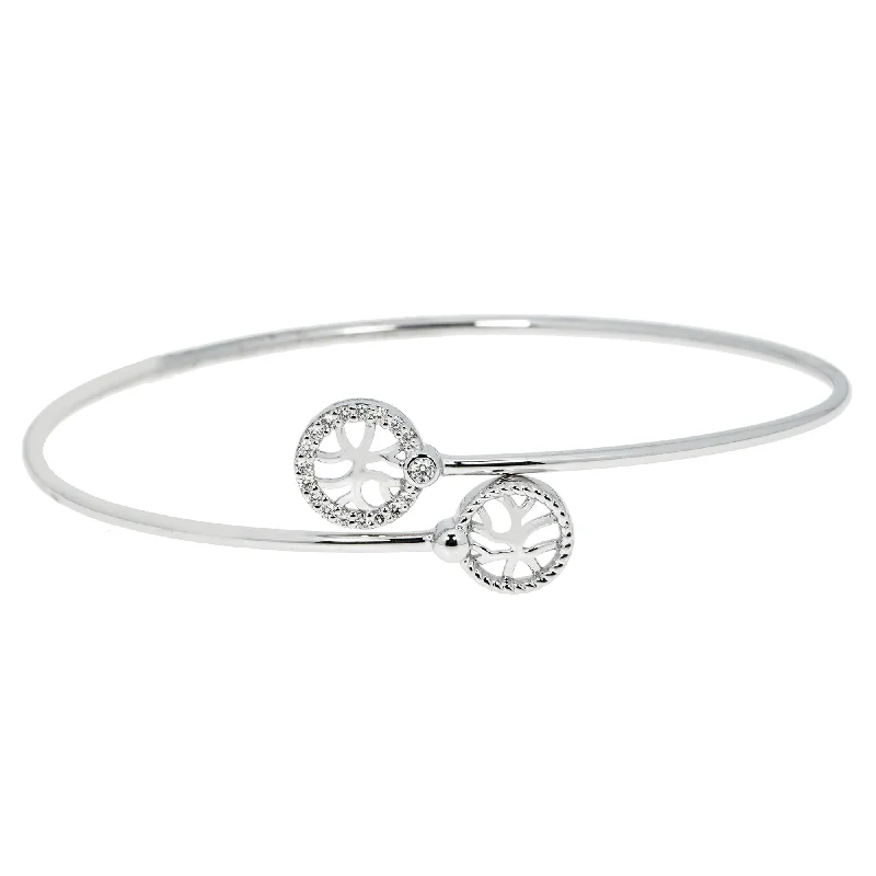 Fashionable ladies bracelets with crystals-18K White Gold & 0.11 ct Diamond Bangle (3.3 grams)