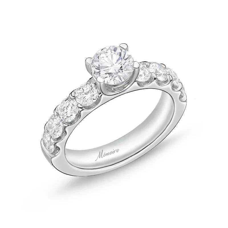 Engagement rings with round-cut diamonds-MEMOIRE Odessa Diamond Engagement Ring