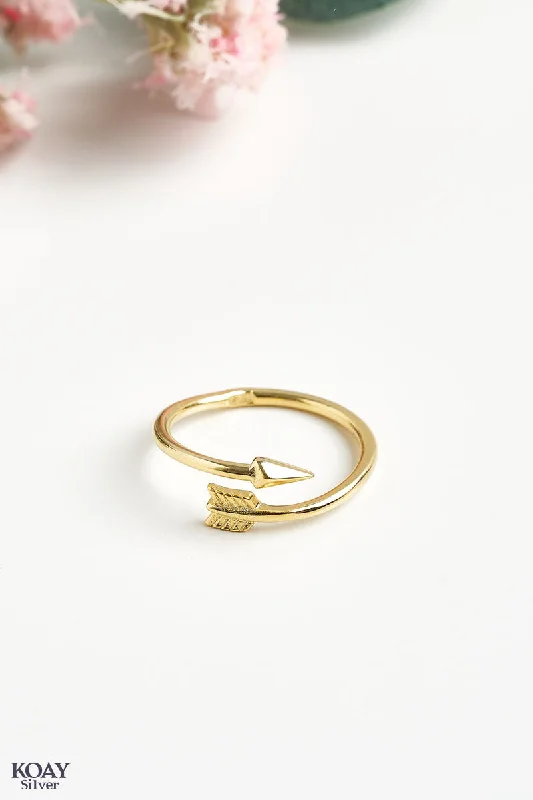 Handcrafted ladies rings with stones-Arrow Ring (02-GP)