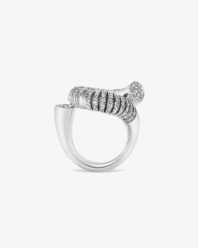 Unique ladies rings with diamonds-Oera ring