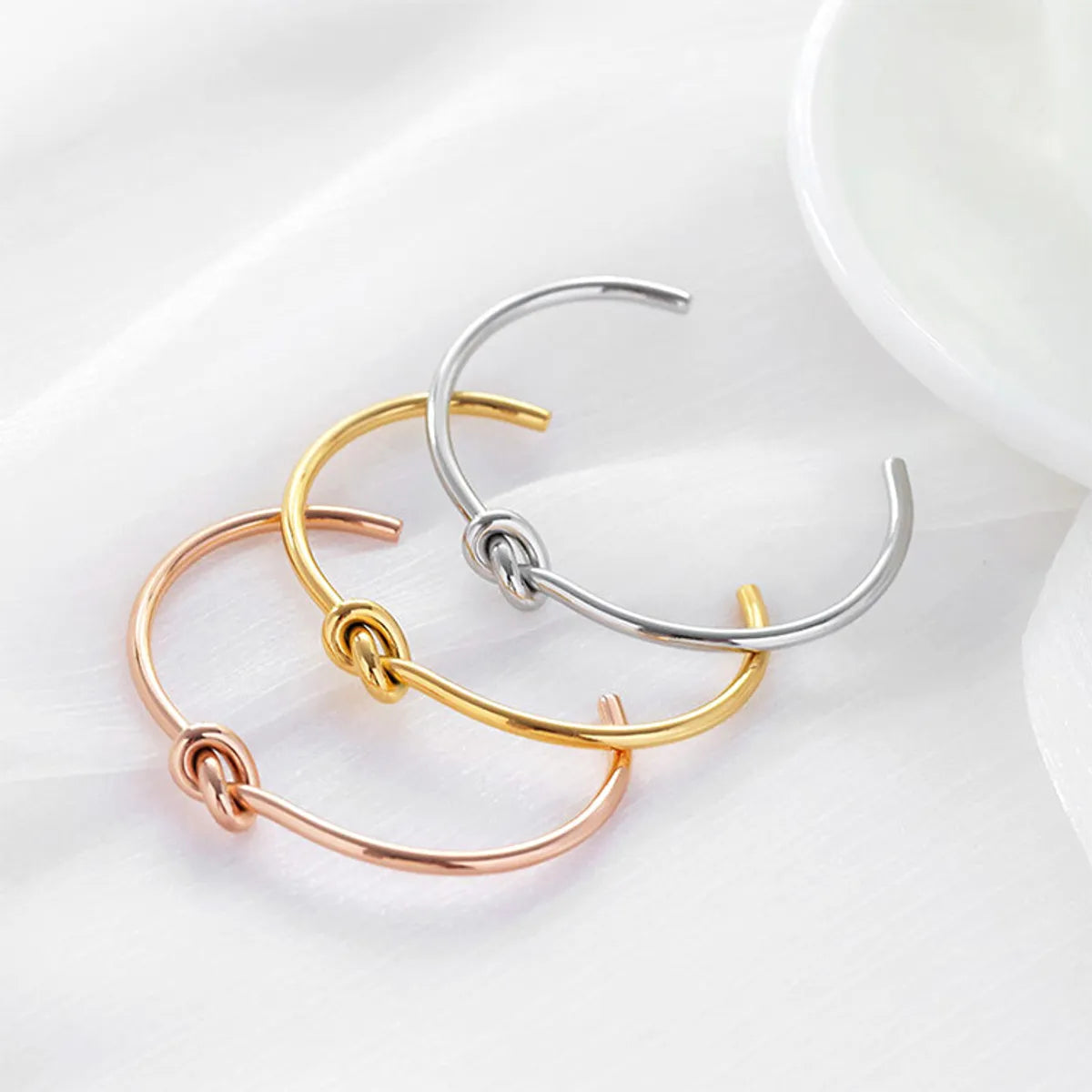 Ladies bangles with birthstones-1 Piece Simple Style Solid Color Knot Stainless Steel Plating Bangle